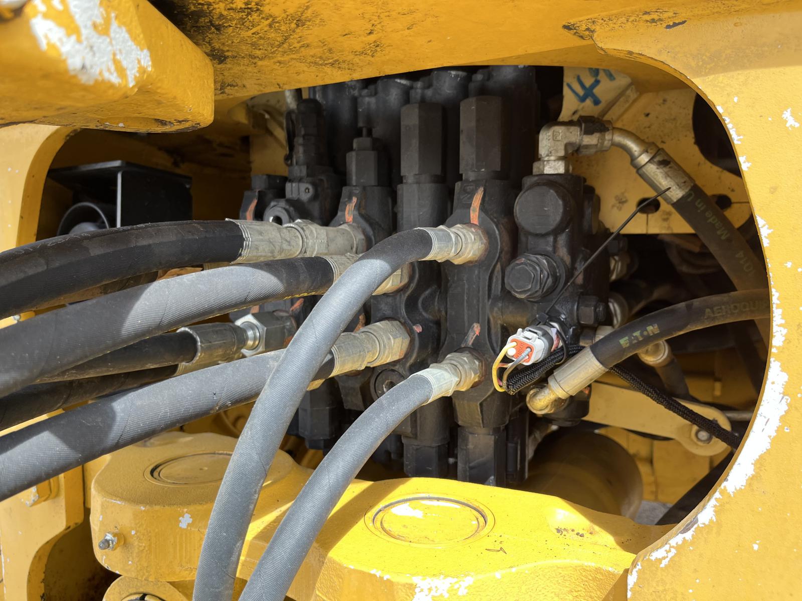 ./imagenes/INVOICE/2019/17364/RETROEXCAVADORA JOHN DEERE 310SK (20).JPG